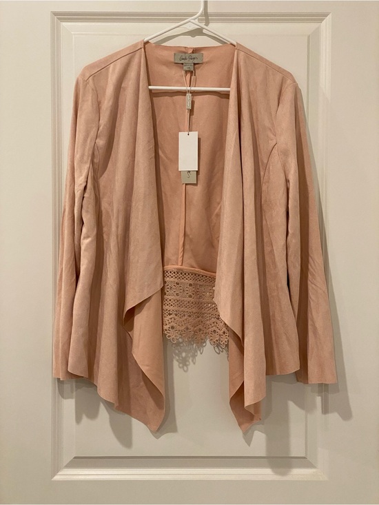 Charlie Paige Jackets & Blazers - Charlie Paige Dusty Blush Open-Front Waterfall Jacket with Lace Hem